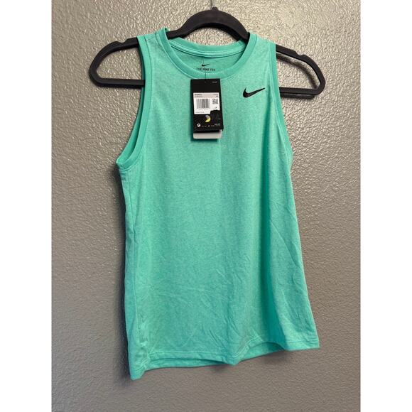 NWT‎ Nike Active Tanks - XS - Picture 1 of 2